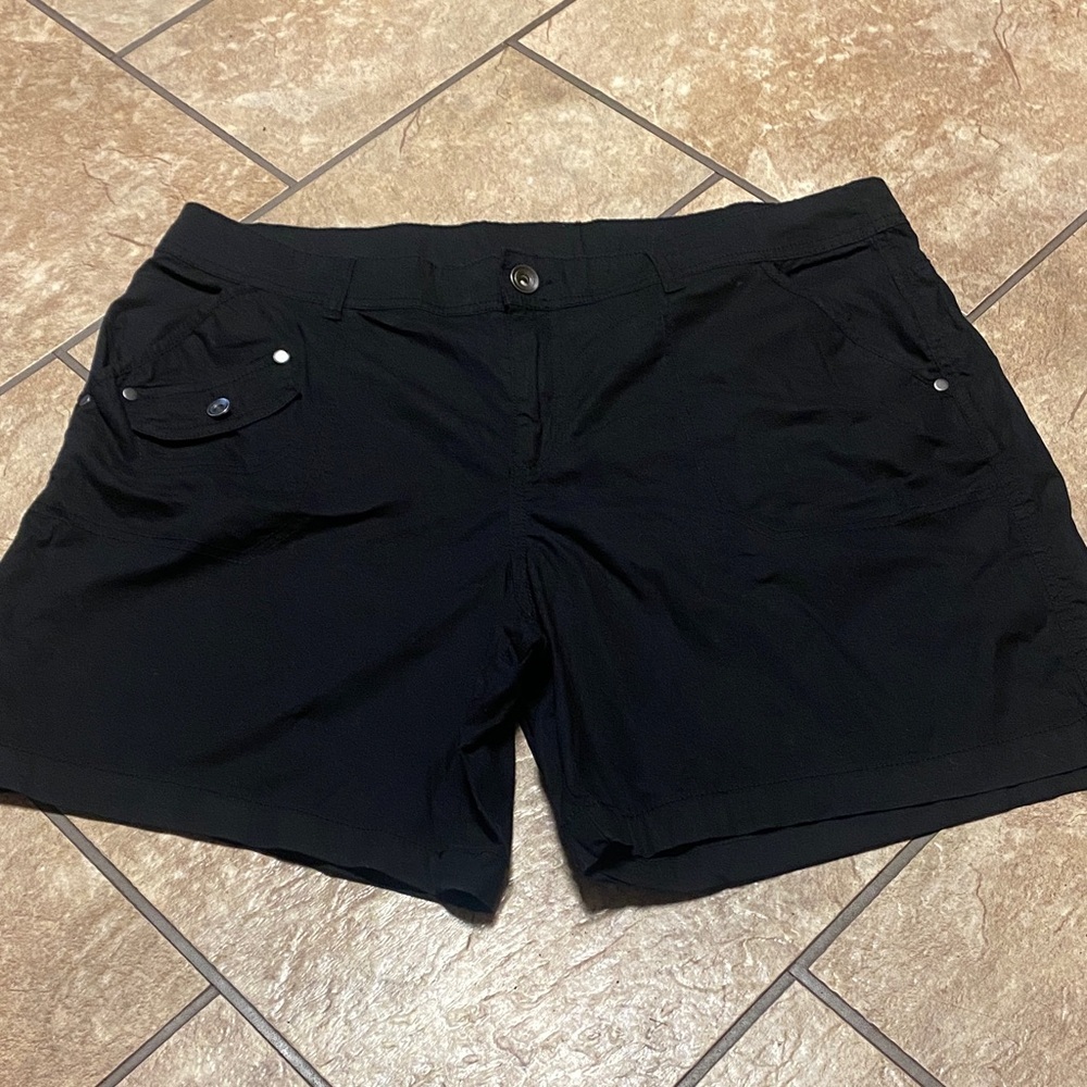 Style & Co. Classic Black Size 16 Women's Shorts